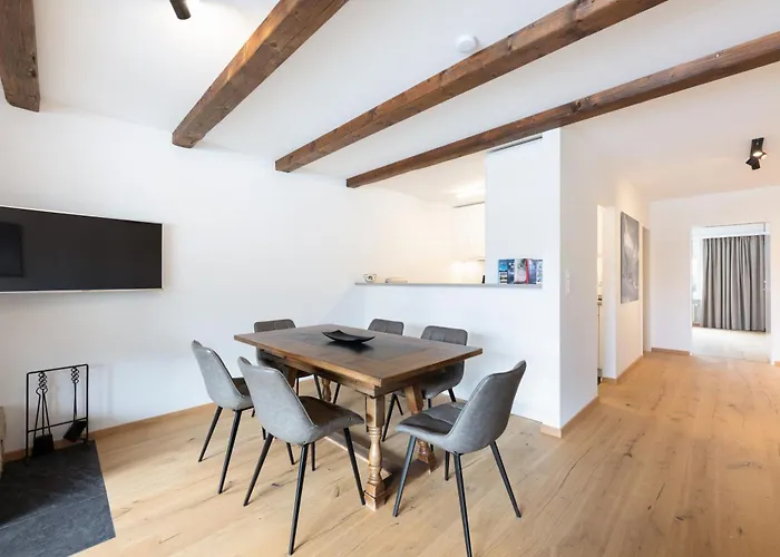 Modern Crossing Facing Piz Rosatsch *