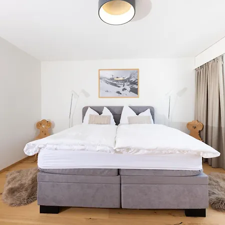 公寓 Modern Crossing Facing Piz Rosatsch 圣莫里茨